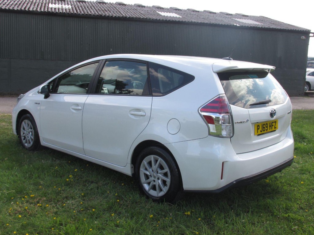 TOYOTA PRIUS  PLUS 2019