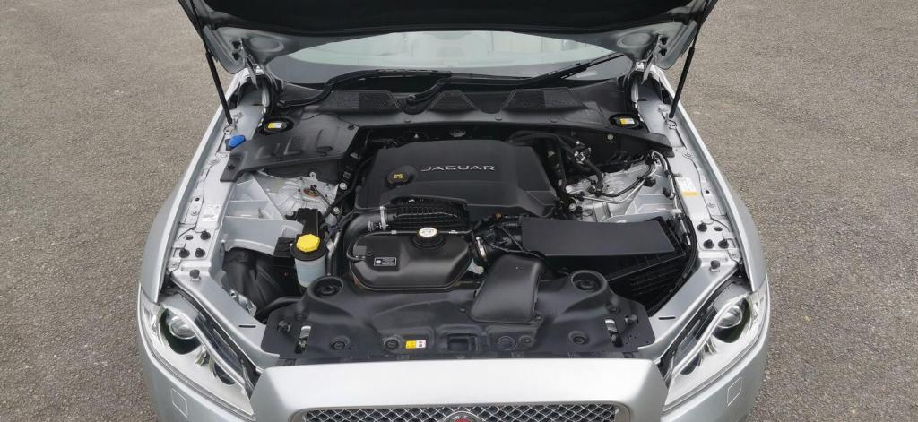 JAGUAR XJ 3.0d V6 Portfolio Auto ss 4dr 2014
