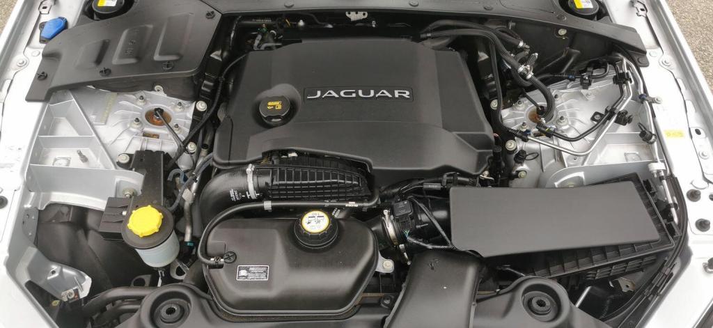 JAGUAR XJ 3.0d V6 Portfolio Auto ss 4dr 2014