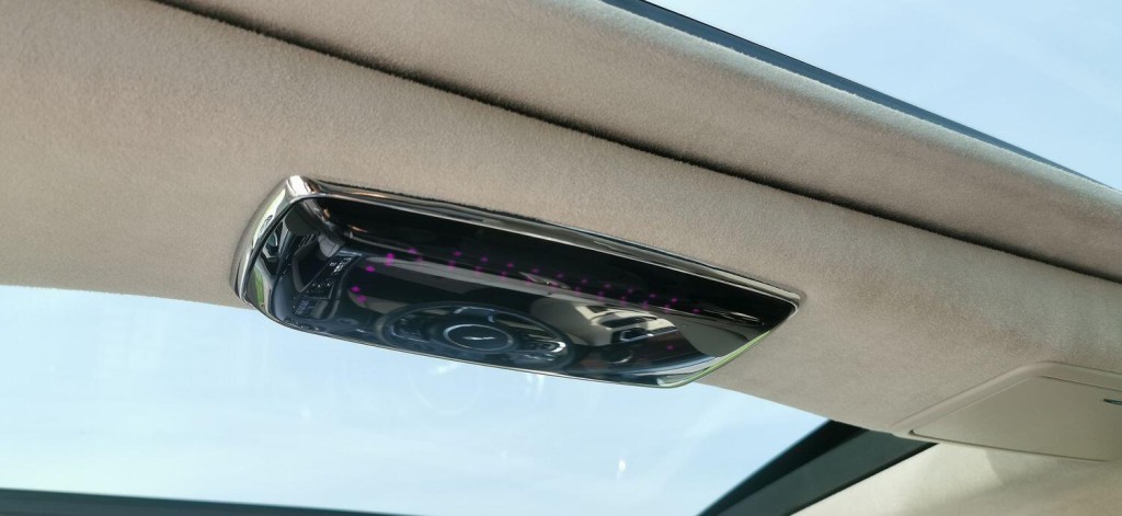 JAGUAR XJ 3.0d V6 Portfolio Auto ss 4dr LWB Massive Spec 2015