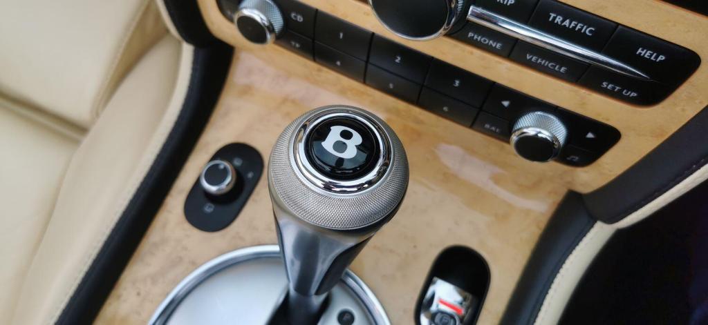 BENTLEY CONTINENTAL GTC 6.0 W12 GTC Auto 4WD Euro 4 2dr 2006