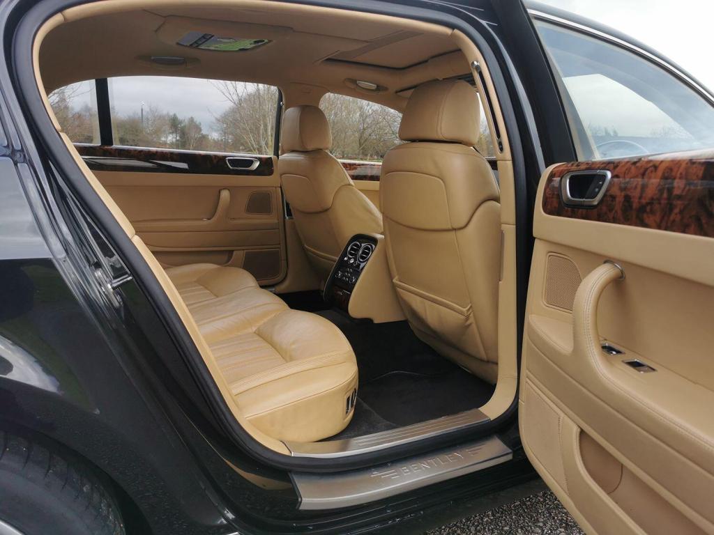 BENTLEY CONTINENTAL 6.0 W12 Flying Spur  2005