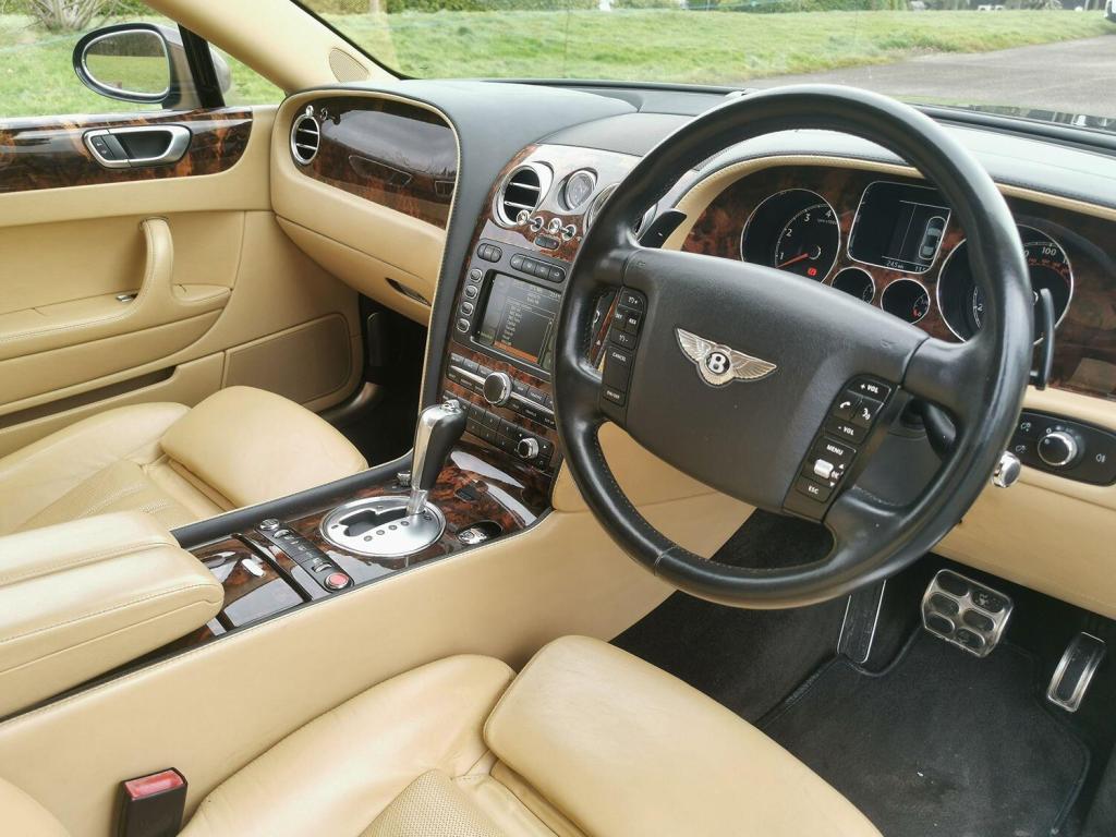 BENTLEY CONTINENTAL 6.0 W12 Flying Spur  2005