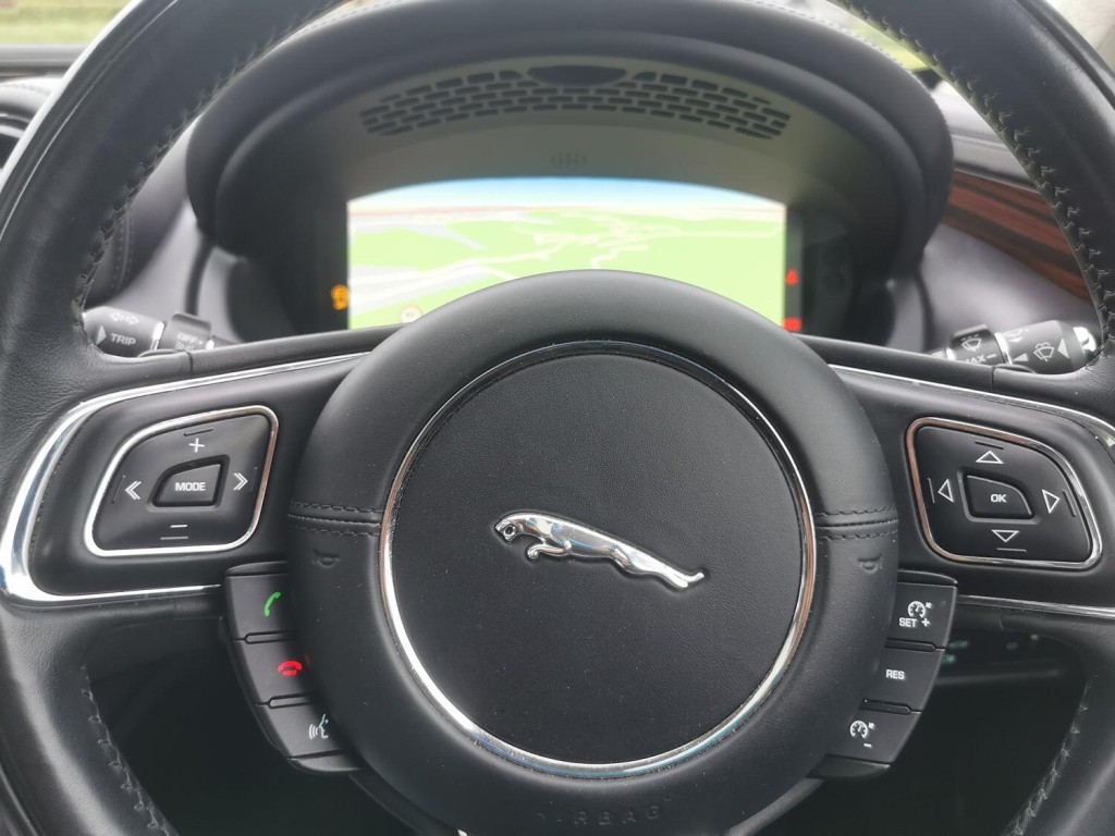 JAGUAR XJ 3.0 V6 Portfolio  2016