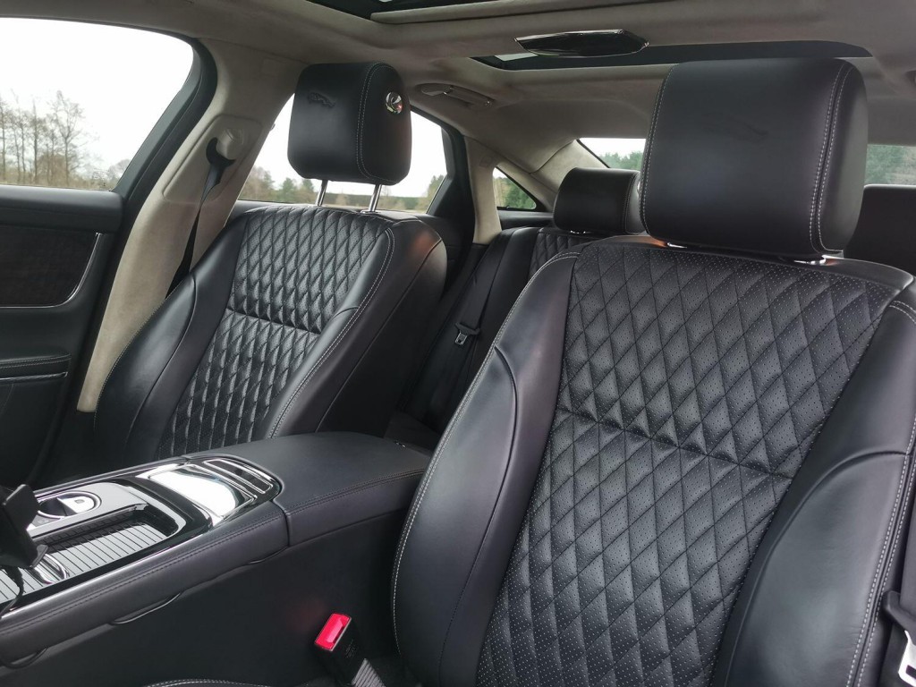 JAGUAR XJ 3.0 V6 Portfolio  2016