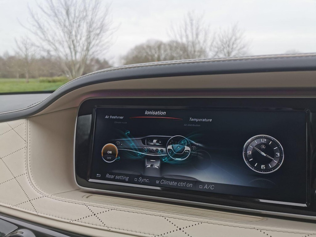 MERCEDES-BENZ S CLASS 4.7 S500L V8 AMG Line  2015