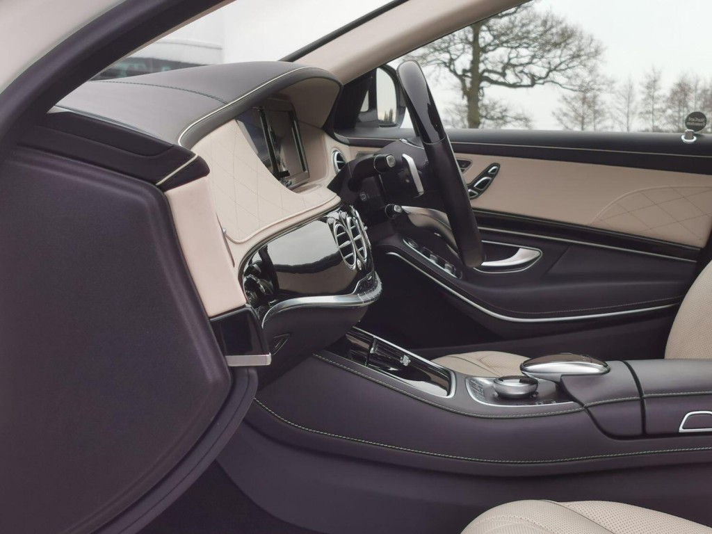 MERCEDES-BENZ S CLASS 4.7 S500L V8 AMG Line  2015