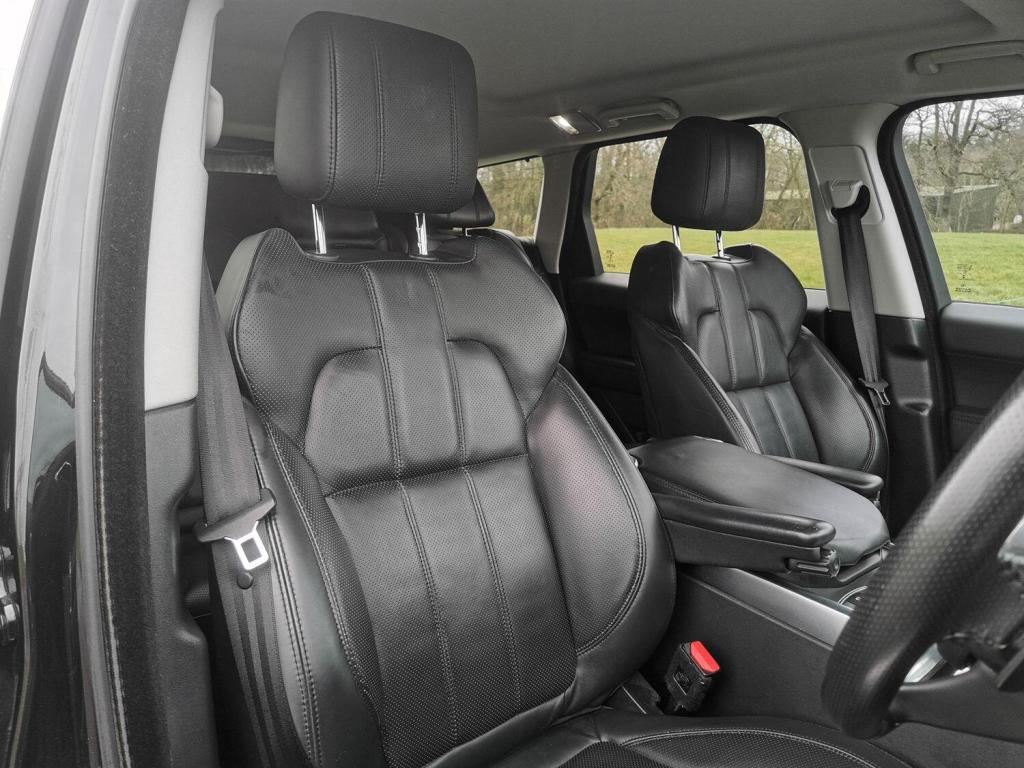 LAND ROVER RANGE ROVER SPORT 3.0 SD V6 HSE  2017