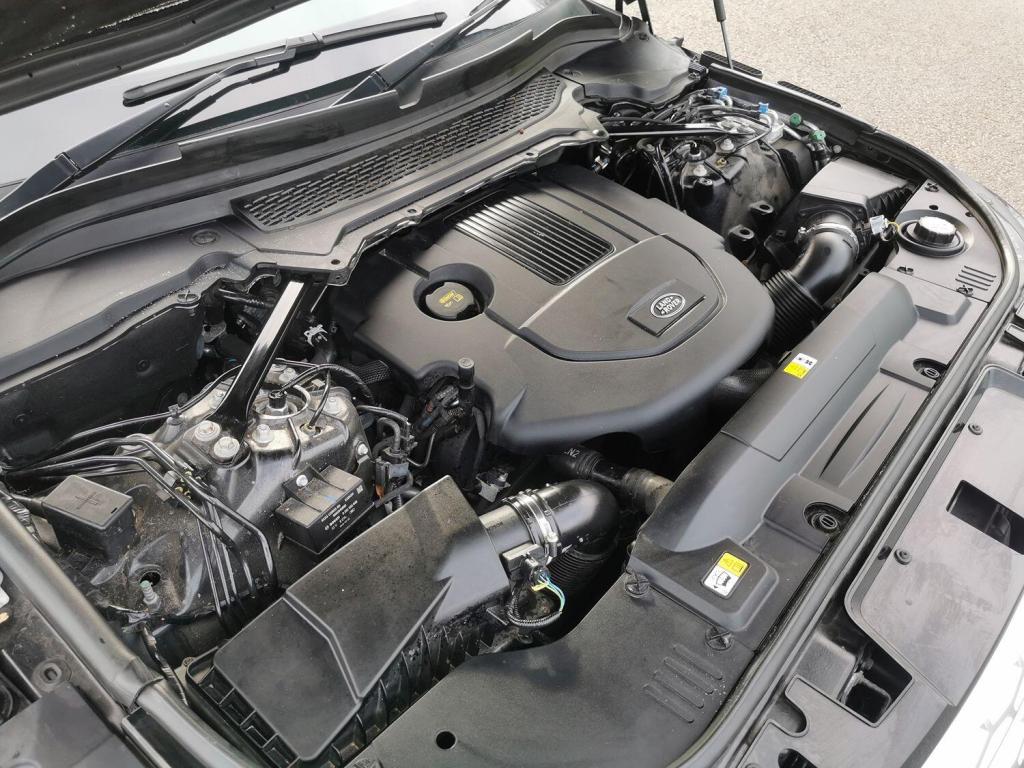 LAND ROVER RANGE ROVER SPORT 3.0 SD V6 HSE  2017