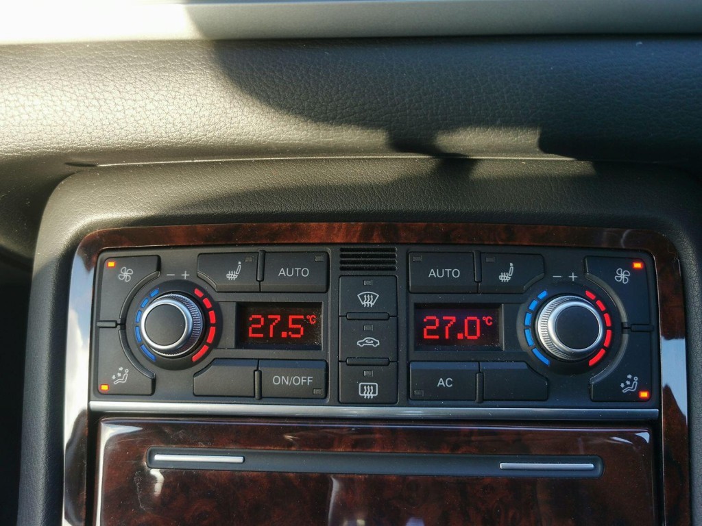 AUDI A8 3.0 TDI SE  2010