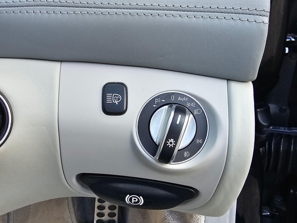 MERCEDES-BENZ SL CLASS 5.5 SL600 2003