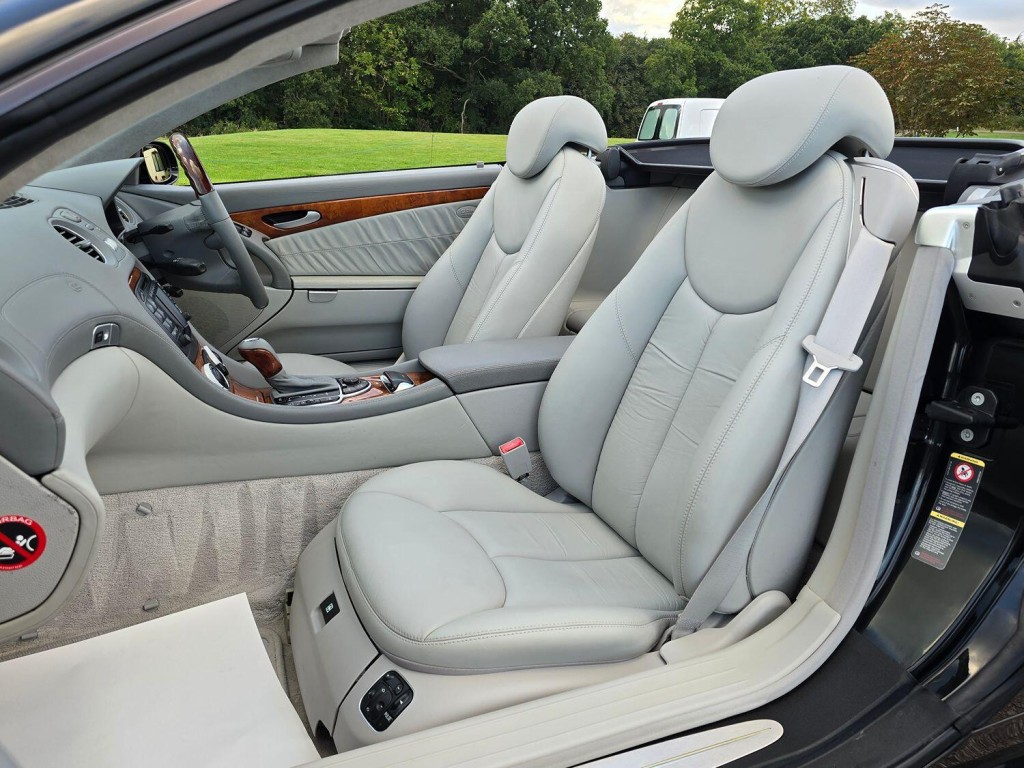 MERCEDES-BENZ SL CLASS 5.5 SL600 2003