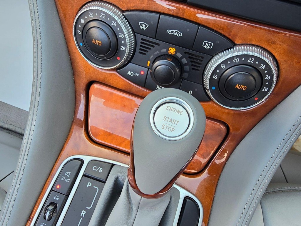 MERCEDES-BENZ SL CLASS 5.5 SL600 2003