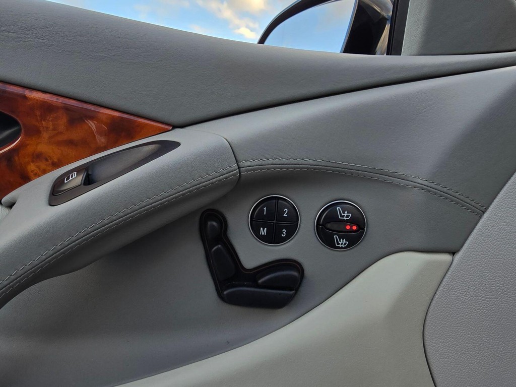 MERCEDES-BENZ SL CLASS 5.5 SL600 2003