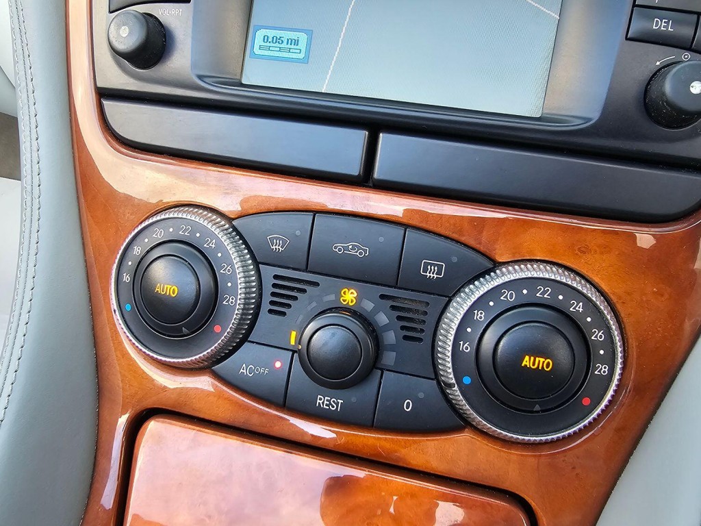 MERCEDES-BENZ SL CLASS 5.5 SL600 2003