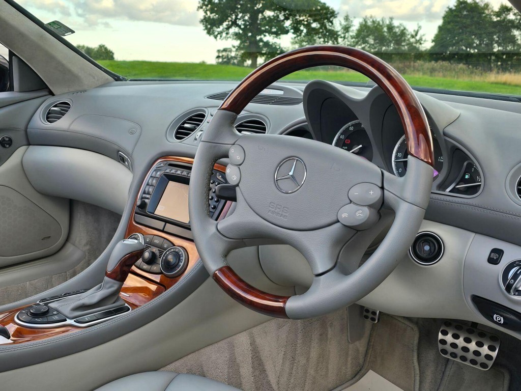 MERCEDES-BENZ SL CLASS 5.5 SL600 2003