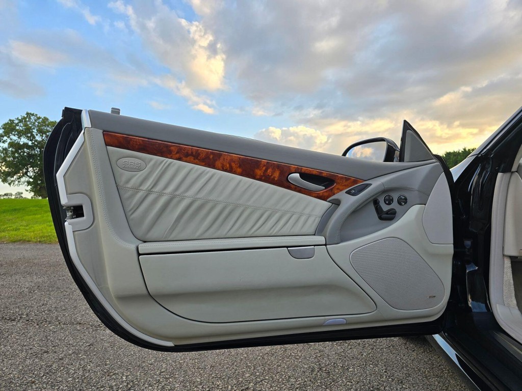 MERCEDES-BENZ SL CLASS 5.5 SL600 2003