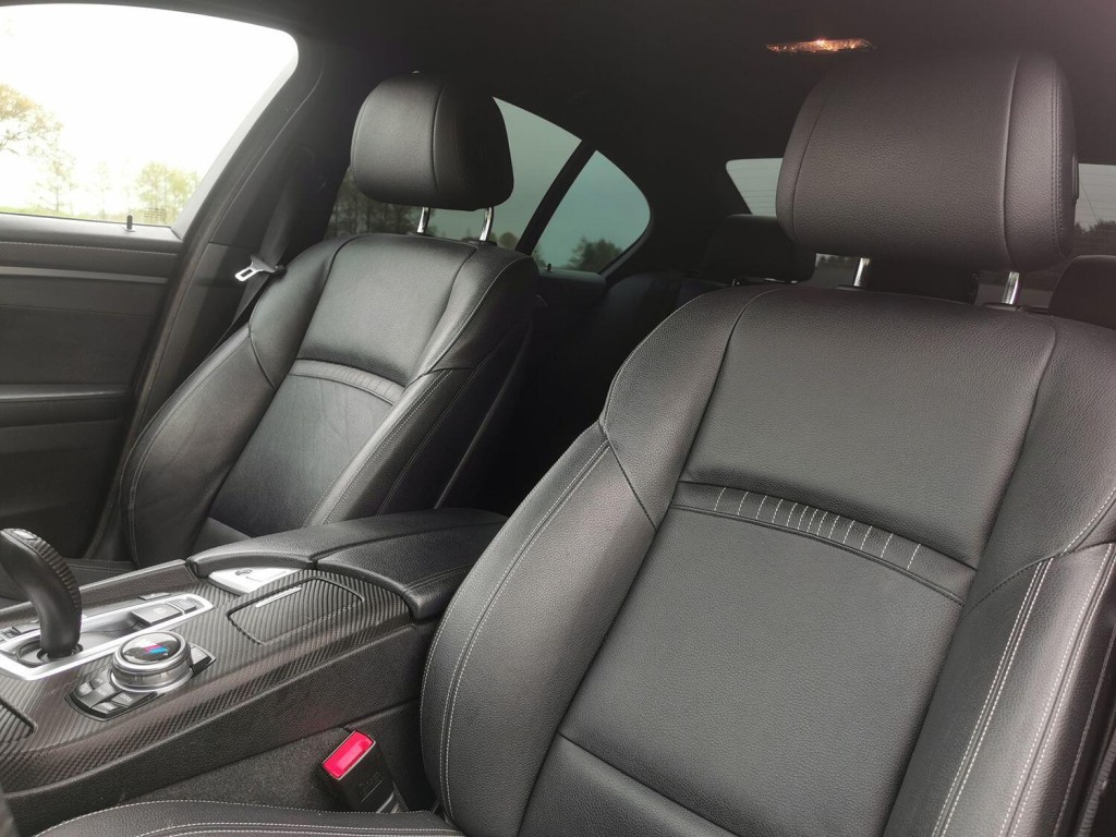 BMW 5 SERIES 2.0 520d M Sport Saloon 2015