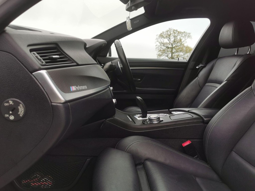 BMW 5 SERIES 2.0 520d M Sport Saloon 2015