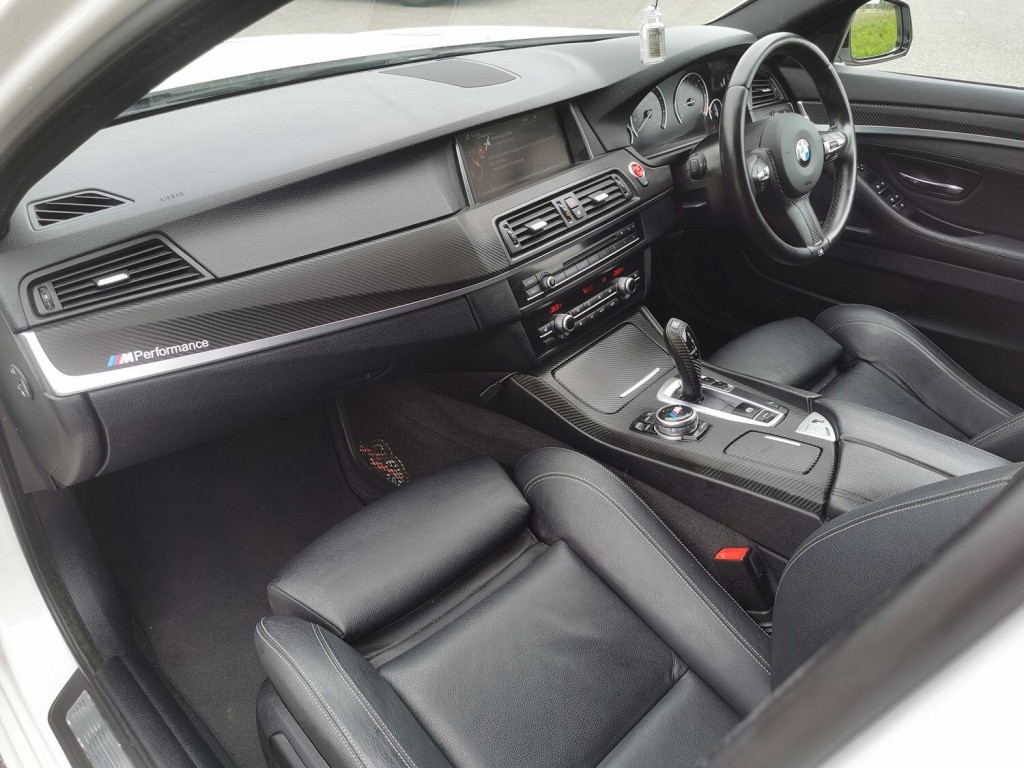 BMW 5 SERIES 2.0 520d M Sport Saloon 2015