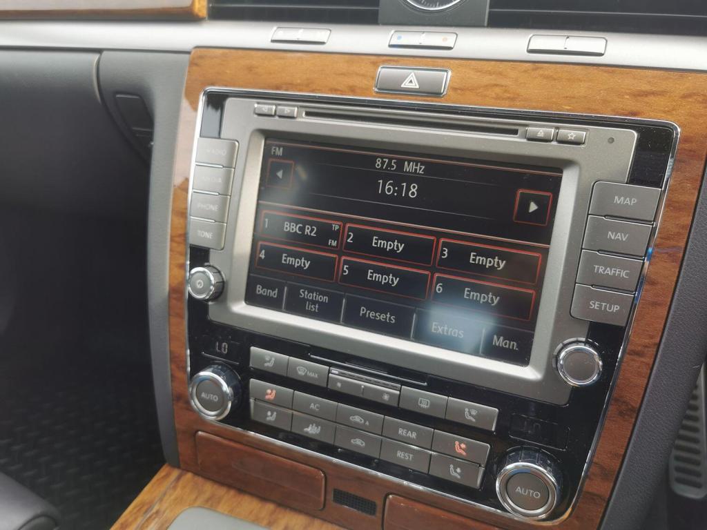 VOLKSWAGEN PHAETON 3.0 TDI CR V6 2011