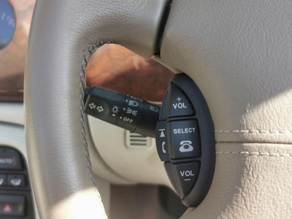 JAGUAR XKR 4.0 V8 Supercharged Convertible 2dr Auto 2001