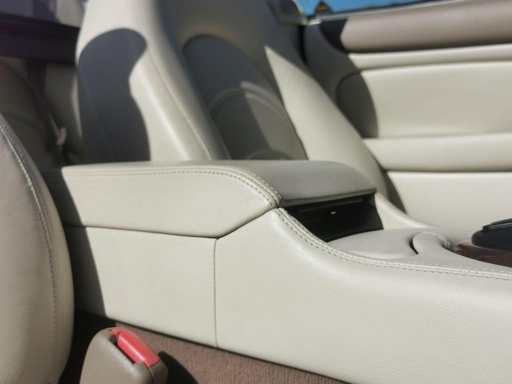 JAGUAR XKR 4.0 V8 Supercharged Convertible 2dr Auto 2001