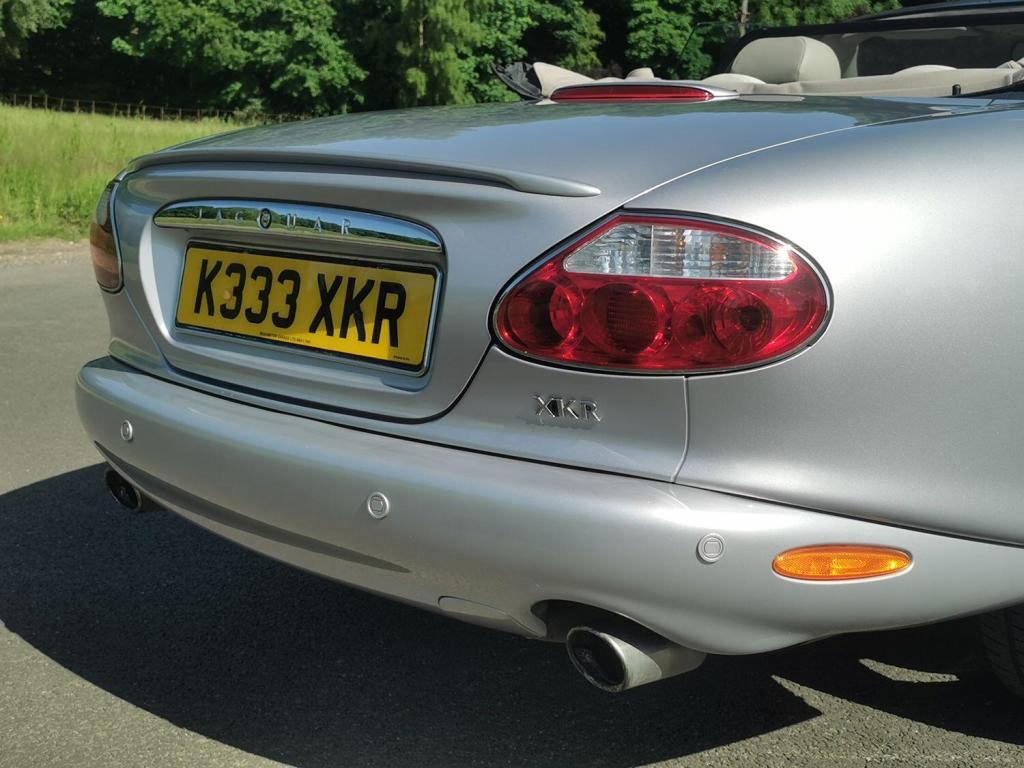 JAGUAR XKR 4.0 V8 Supercharged Convertible 2dr Auto 2001