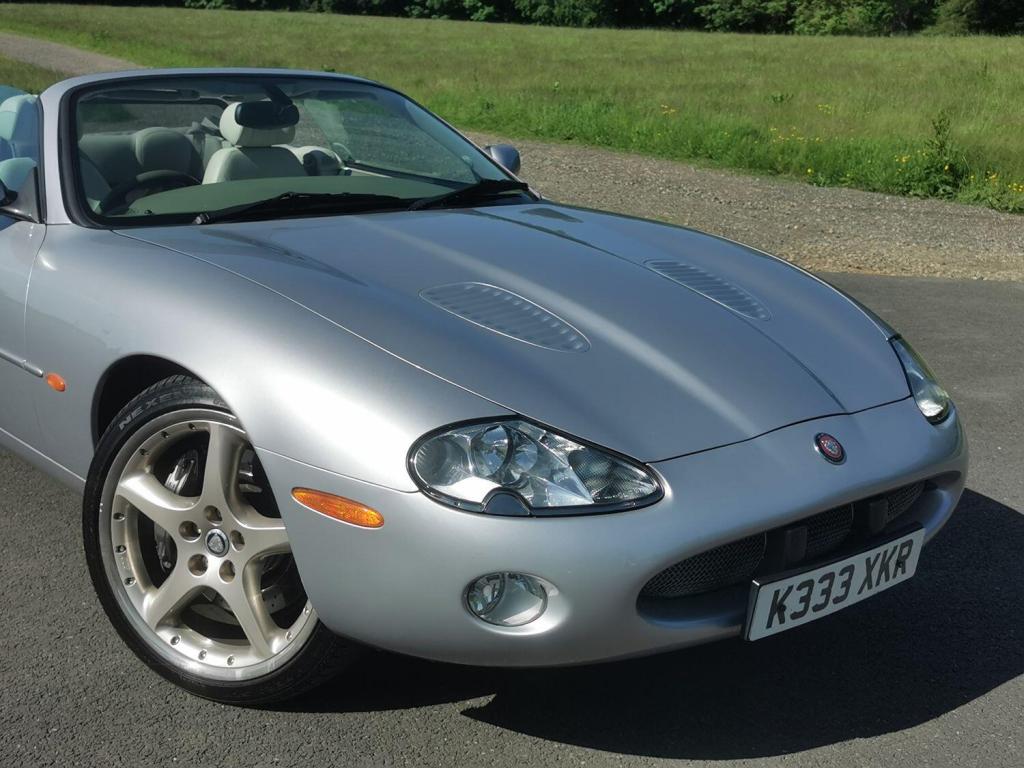 JAGUAR XKR 4.0 V8 Supercharged Convertible 2dr Auto 2001
