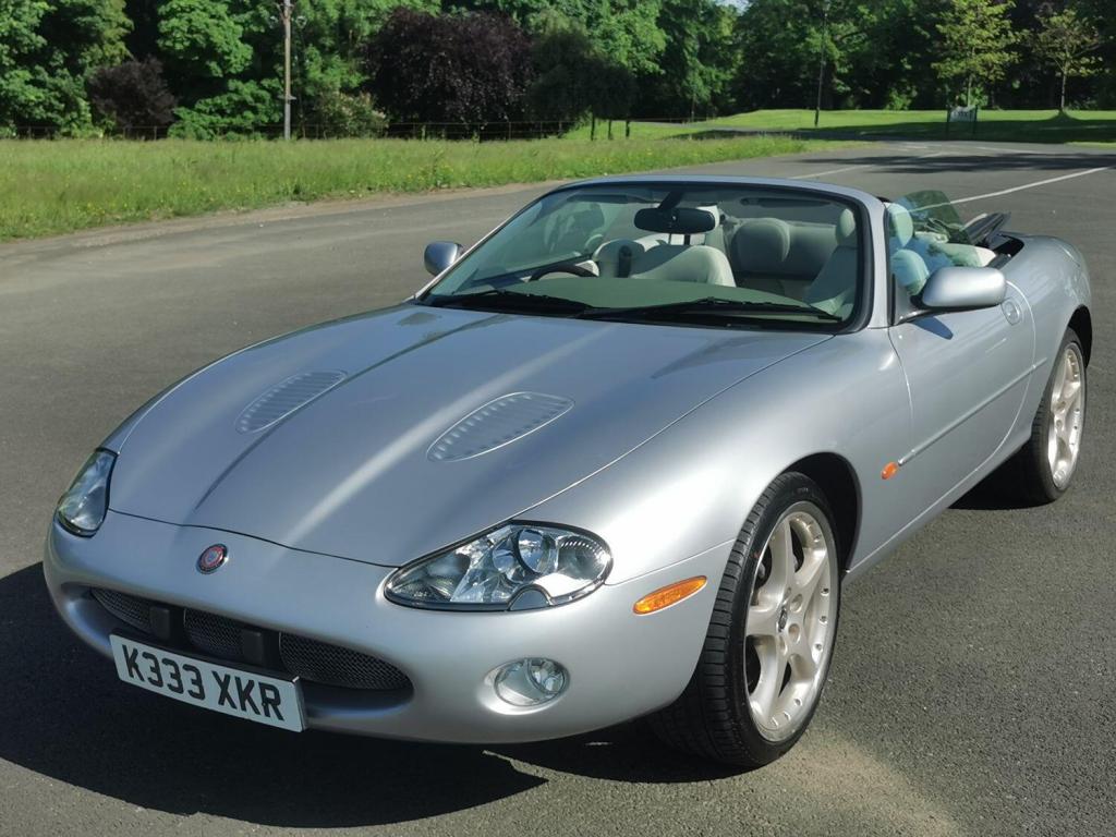 JAGUAR XKR 4.0 V8 Supercharged Convertible 2dr Auto 2001