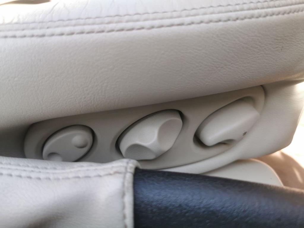 JAGUAR XKR 4.0 V8 Supercharged Convertible 2dr Auto 2001