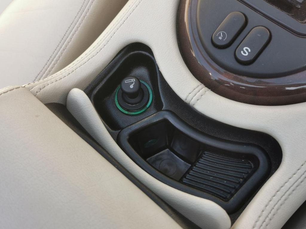 JAGUAR XKR 4.0 V8 Supercharged Convertible 2dr Auto 2001