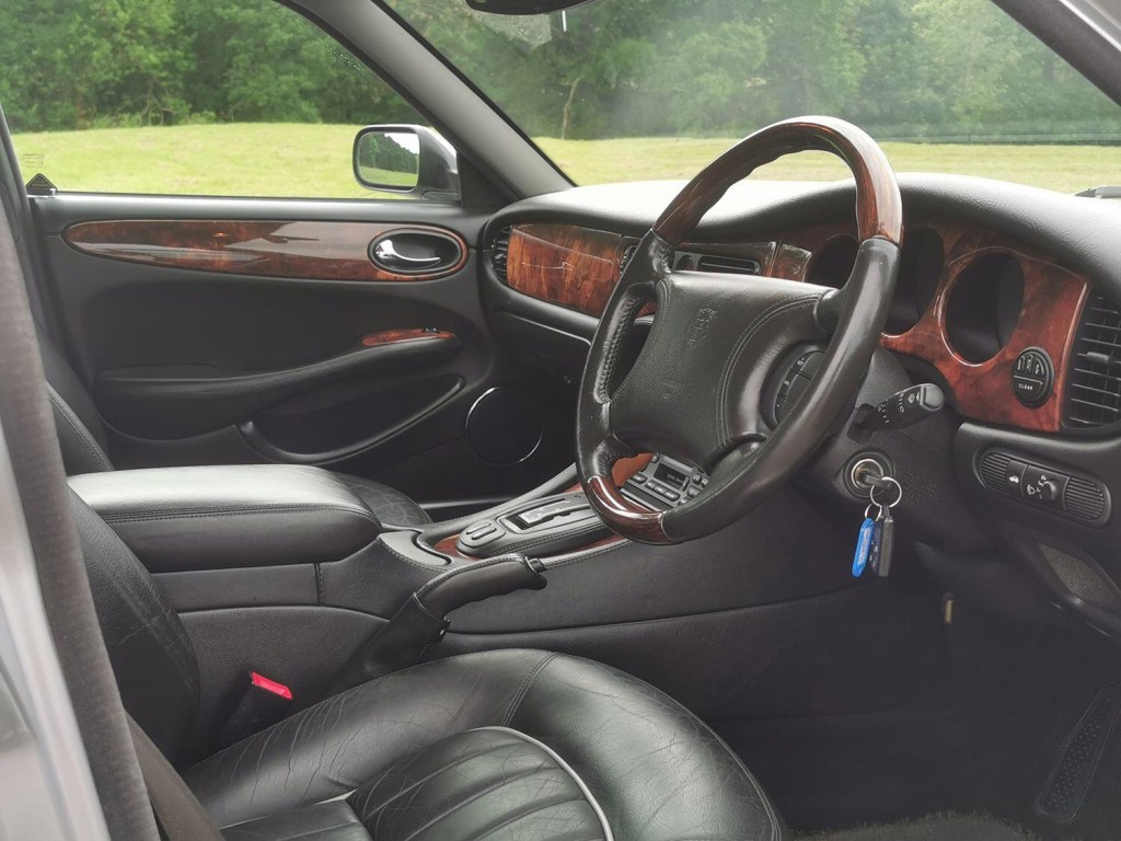 JAGUAR XJ 4.0 Sovereign 2000