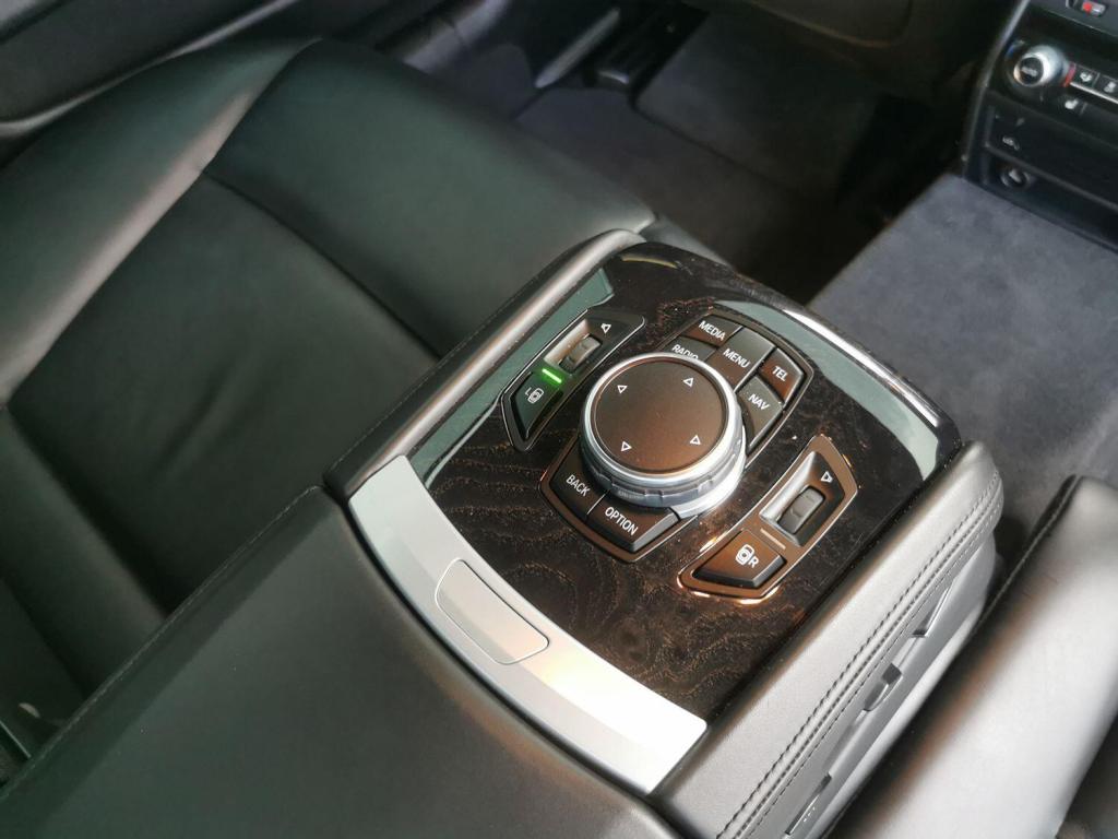 BMW 7 SERIES 6.0 760Li M Sport 2015