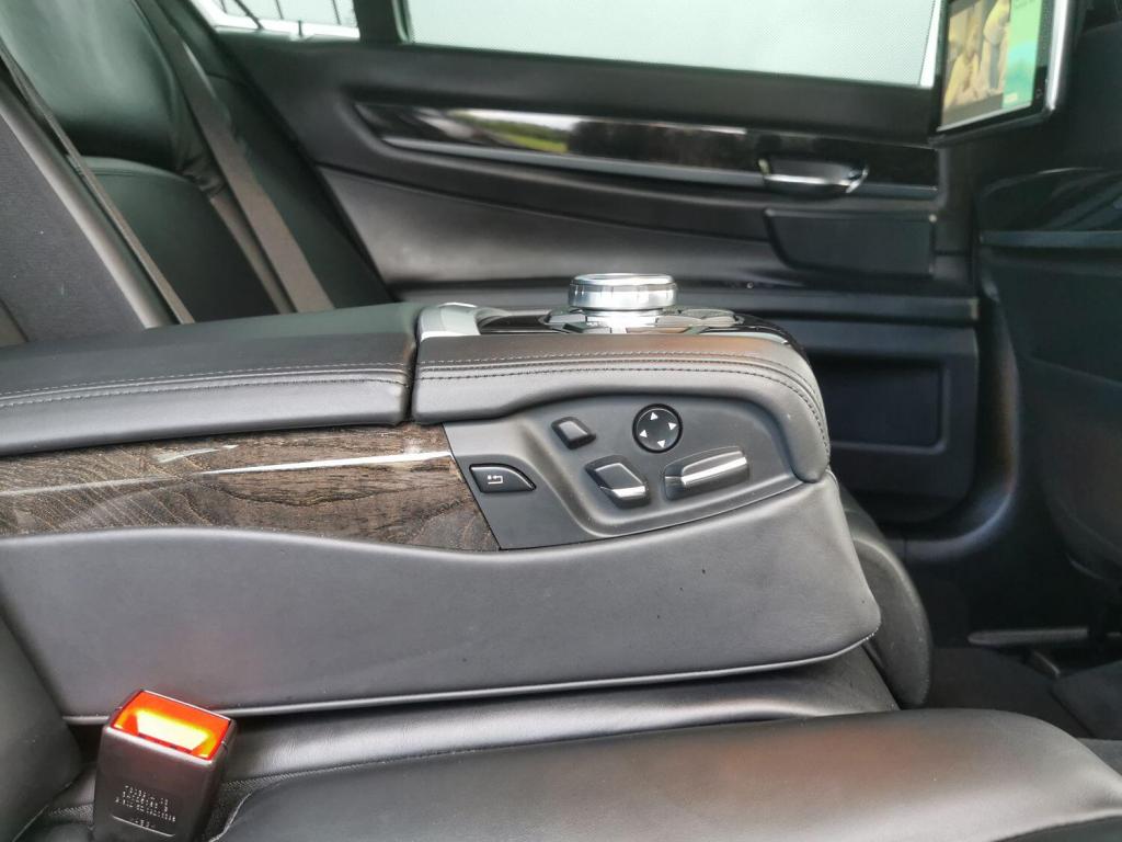 BMW 7 SERIES 6.0 760Li M Sport 2015