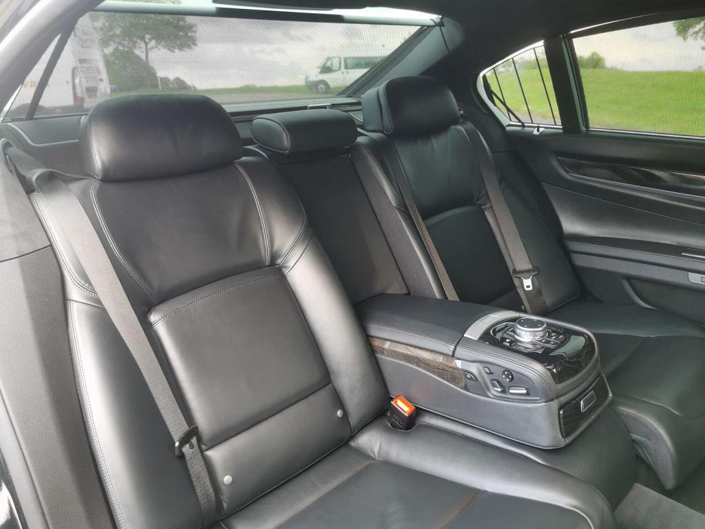 BMW 7 SERIES 6.0 760Li M Sport 2015