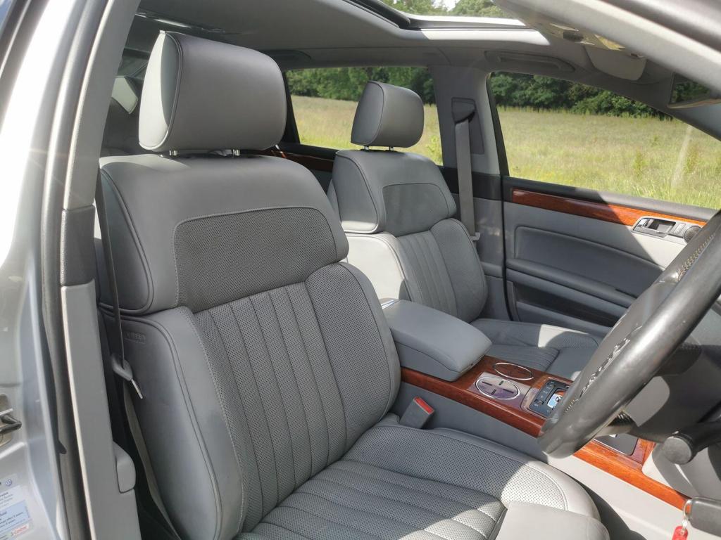 VOLKSWAGEN PHAETON 6.0 W12 2007
