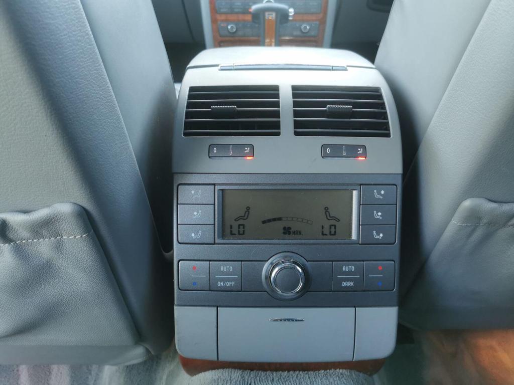 VOLKSWAGEN PHAETON 6.0 W12 2007
