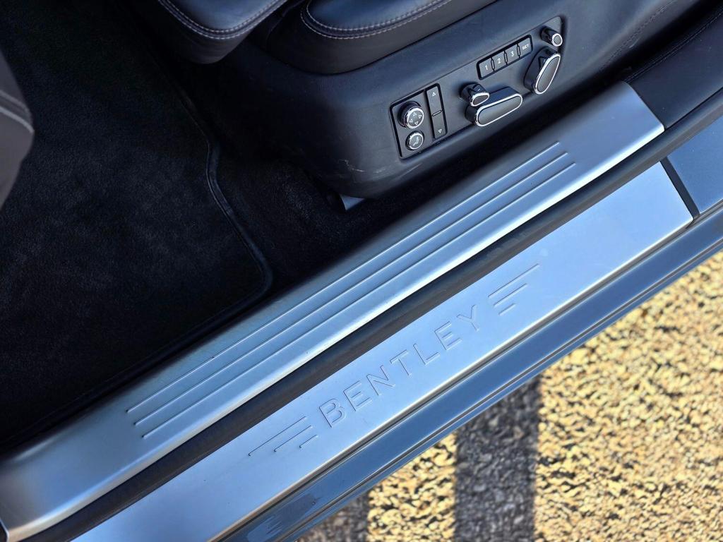 BENTLEY CONTINENTAL FLYING SPUR 6.0 W12 2008