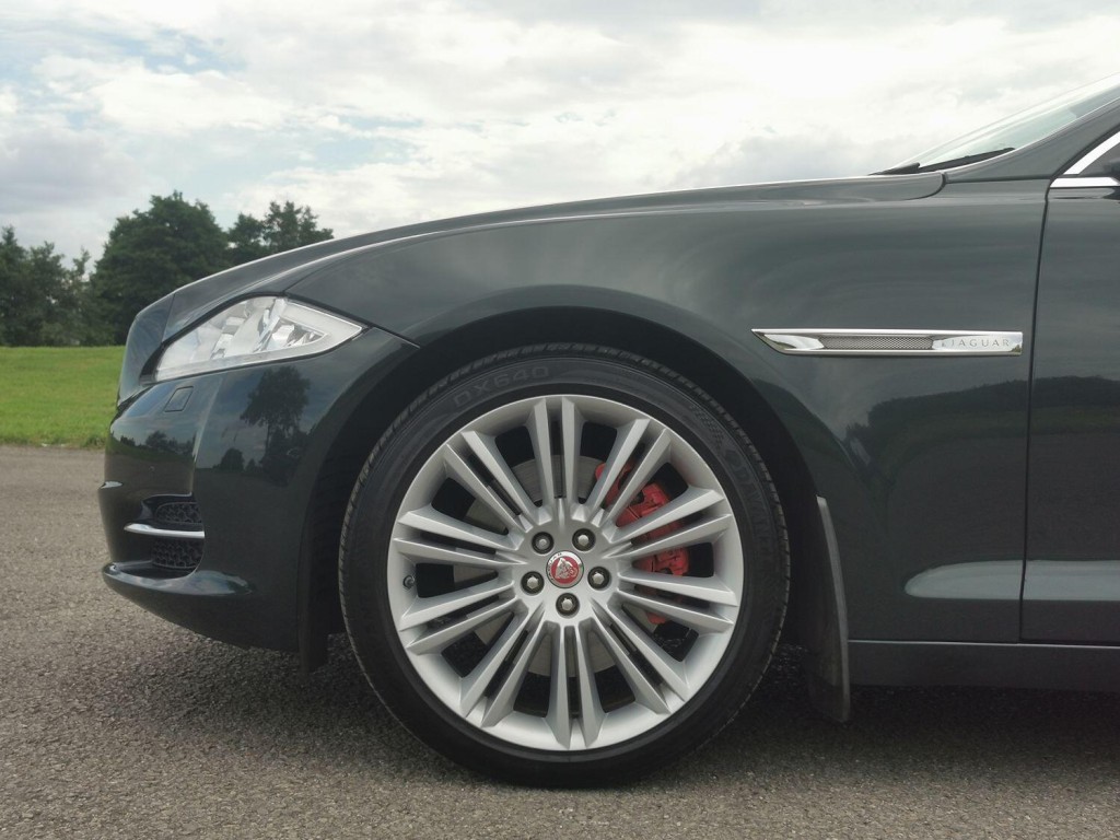 JAGUAR XJ 3.0 d V6 Portfolio 2010