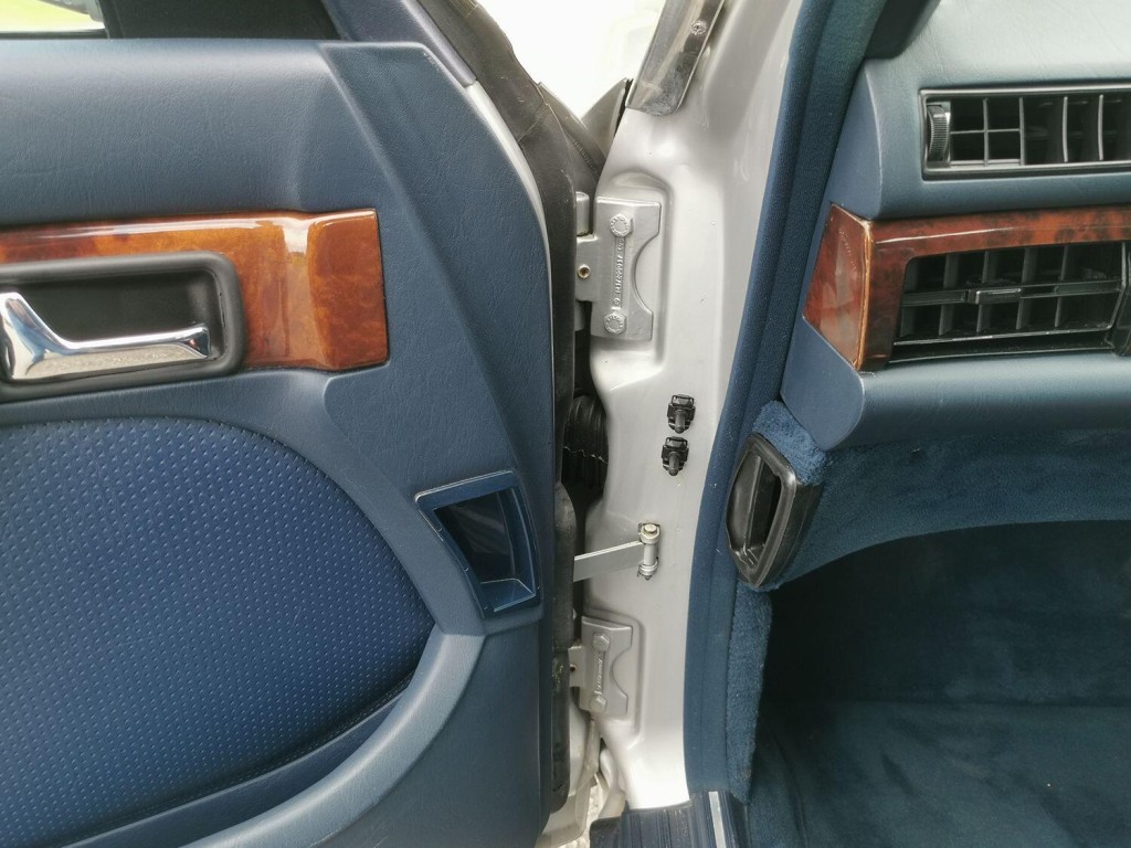 MERCEDES-BENZ 560 5.5 SEL 1996