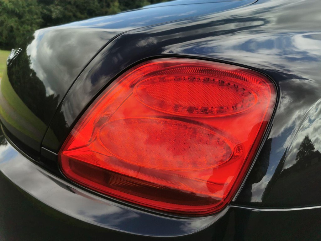 BENTLEY CONTINENTAL 6.0 GT 2005