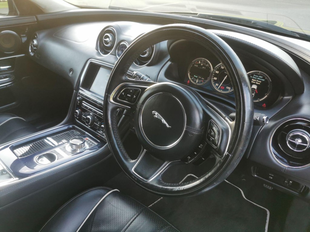 JAGUAR XJ 3.0 d V6 Portfolio 2011