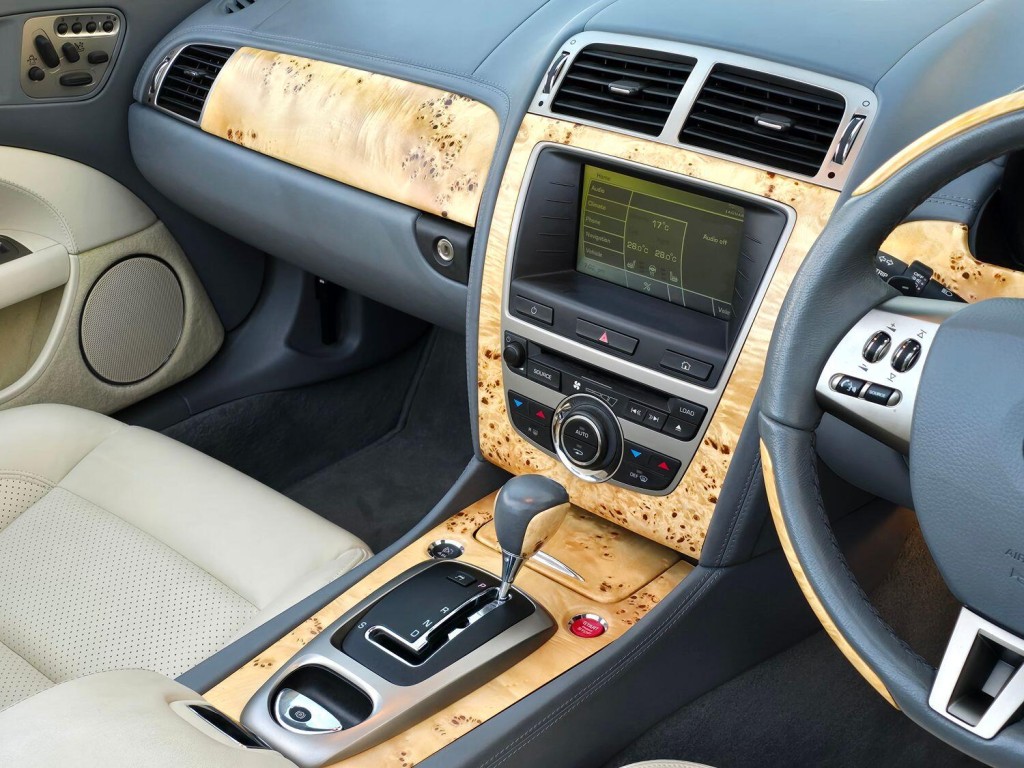 JAGUAR XK 4.2 V8 2006