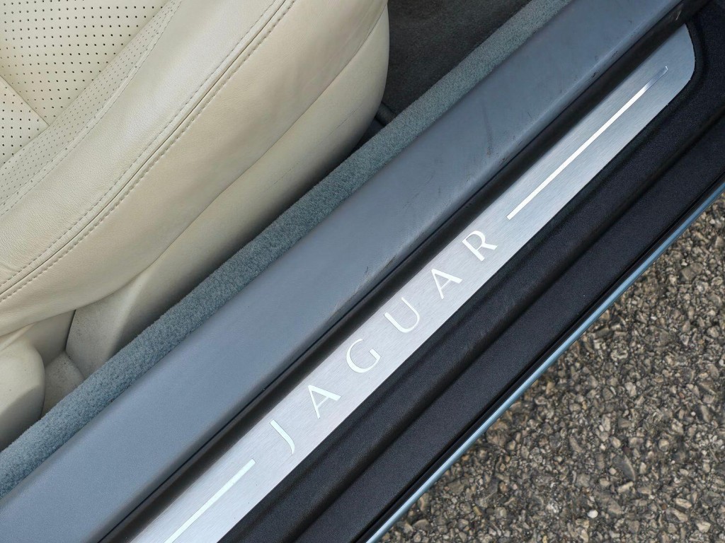 JAGUAR XK 4.2 V8 2006