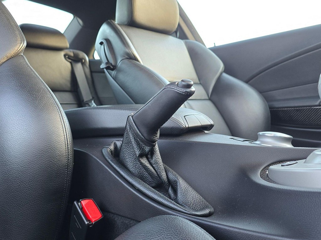 BMW M6 5.0 M6 Coupe 2005