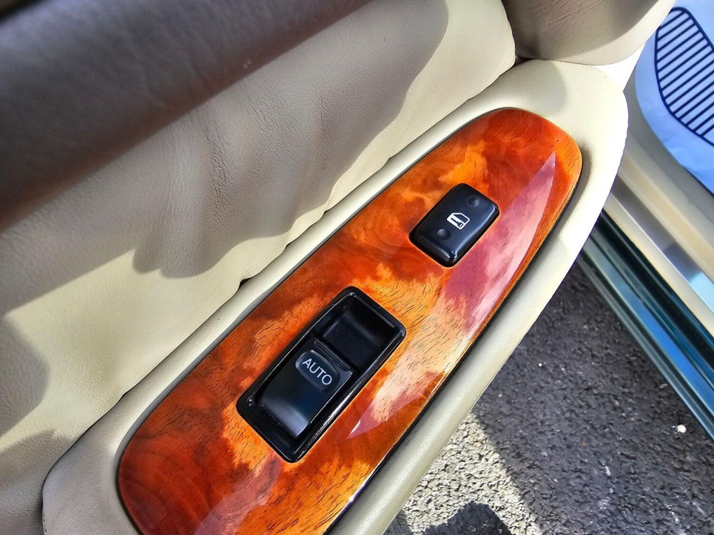 LEXUS LS  1998