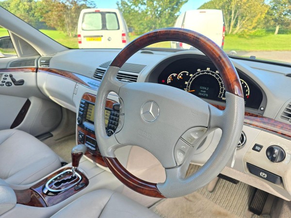View MERCEDES-BENZ