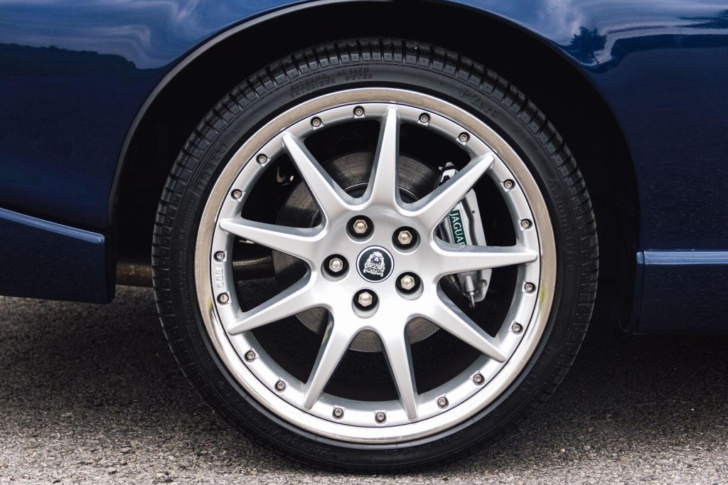 JAGUAR XKR 4.2 2004