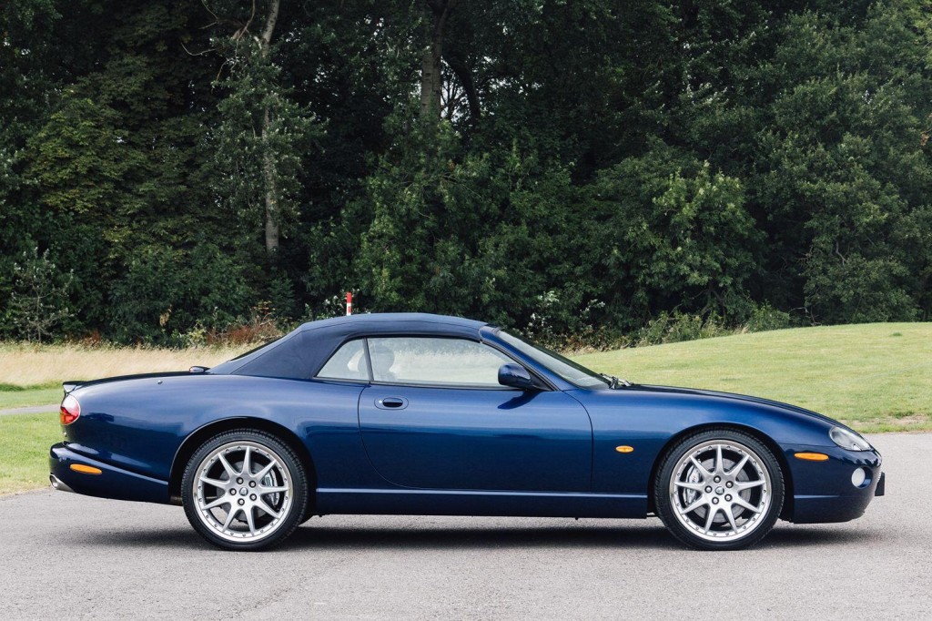 JAGUAR XKR 4.2 2004